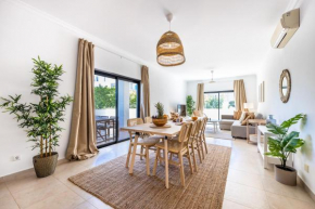 Jewel Apartment by Seewest